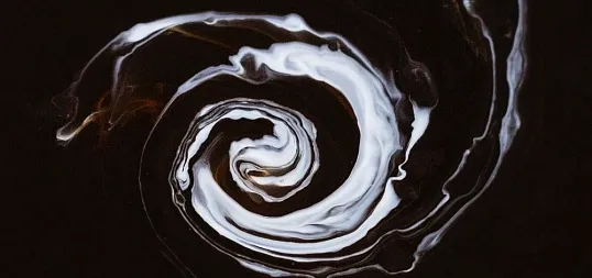 Численный анализ влияния конструкции ротора и перфорированной пластины с отверстиями на работу вертикального гидроразбивателяе